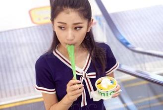 圣诞袜狂欢：爱丝说，不光是圣诞老人会上钩哦！