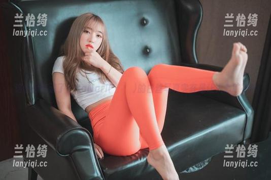 这也太高清了！HaNari(하나리)的白丝写真实在是让人心旷神怡