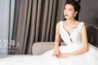 KelaGirls克拉女神 – 高子琁全套写真——油亮得快要滑出屏幕，得小心你手机它！