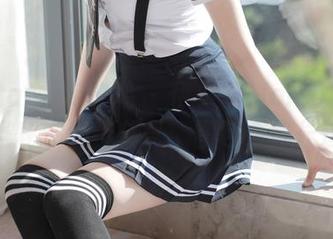 MFStar模范学院 – 伊小七MoMo校园续集：当秘书遇上传奇，图包合集长这样！