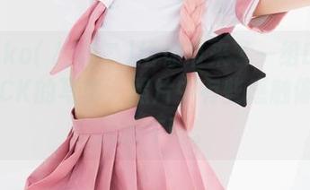 Tomiko(とみこ)给你带来了一组DREAMSICK的写真，照片中有些感触像是昨天的午睡。