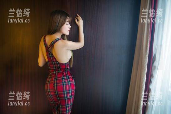 TuiGirl推女郎 - 咋办！一张图片引发的牛仔裤狂想——土豆姐太会穿了！