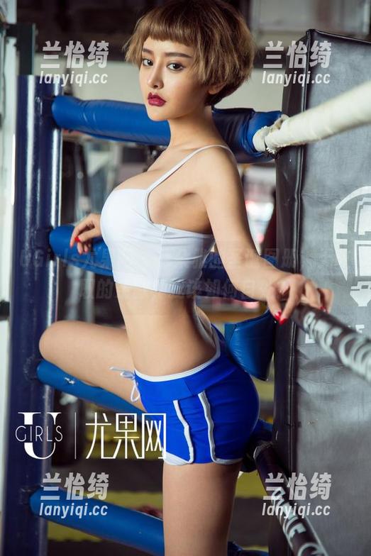 UGirls尤果网 - 诗朵雅的圣诞图册，无收取的条款，我该如何自处？