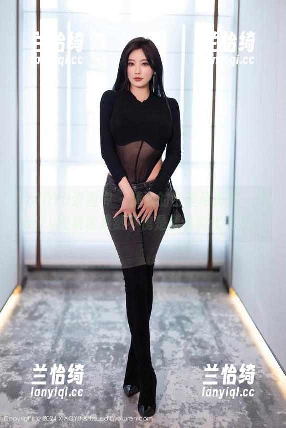 XIAOYU语画界 - 精致的比基尼美图，Cherry樱桃酱果然不愧是颜值的代名词。