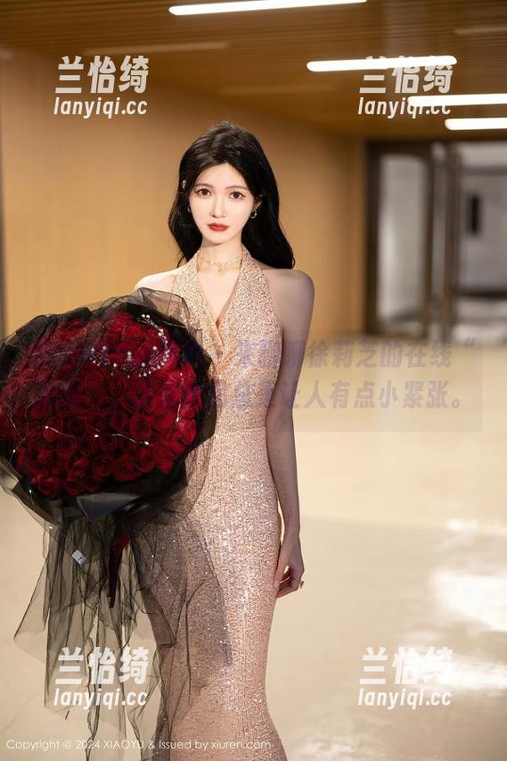 XIAOYU语画界 - 来聊聊徐莉芝的在线“女友”，这些作品总是让人有点小紧张。