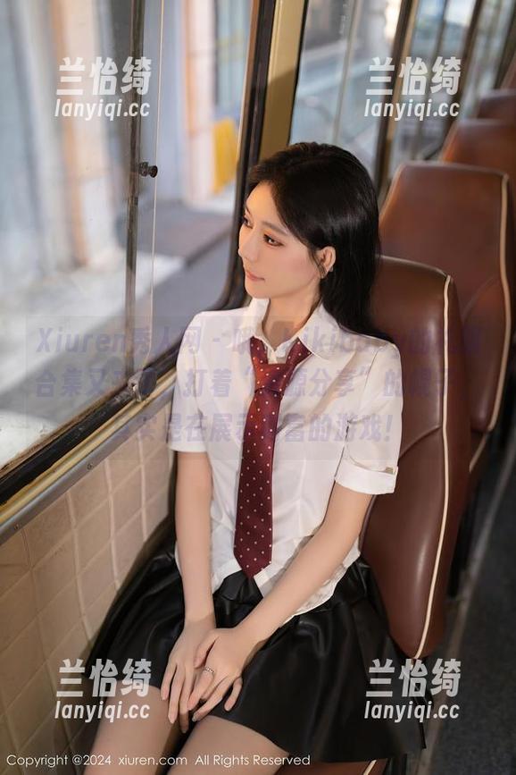 Xiuren秀人网 - 哦，Kikibaby的礼服合集又来了，打着“资源分享”的幌子，其实是在展示财富的游戏！