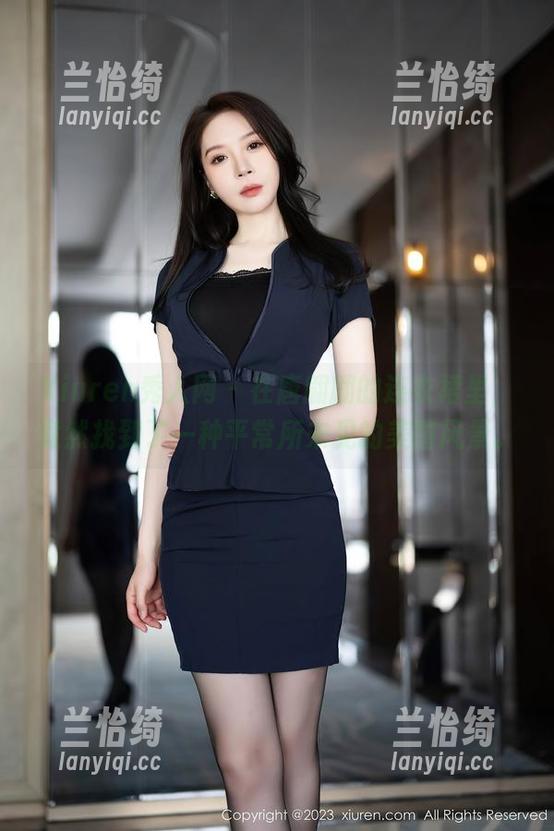 Xiuren秀人网 - 在唐翩翩的连衣裙里，竟然找到了一种平常所未见的美图风景。
