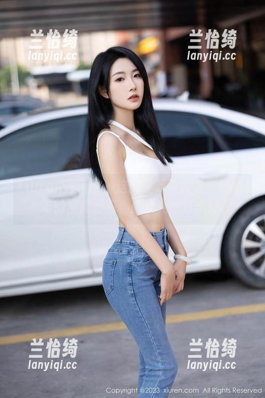 Xiuren秀人网 - 这就是万圣特色？娇喘JC的全套图包，画风竟然这么妙