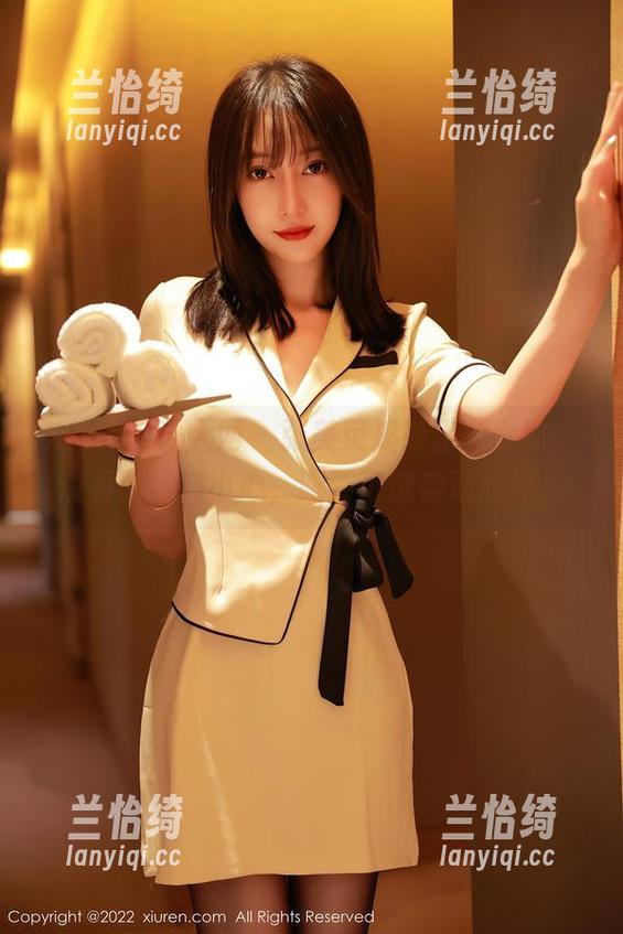 Xiuren秀人网 - 张美荧捣鼓出兔女郎，观看时可得小心，眼睛可能自动越界。