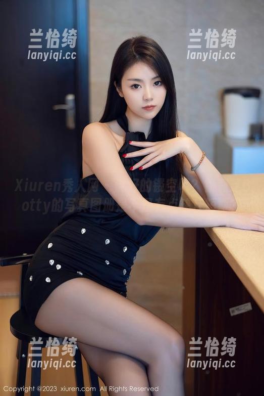 Xiuren秀人网 - 说好的镂空呢？徐莉芝Botty的写真图册是不是有点缺斤短两？