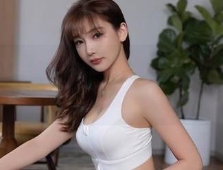 Xiuren秀人网 – 慕嫣然Lancy不只是短裤加身，还是高清壁纸里的小妖精。