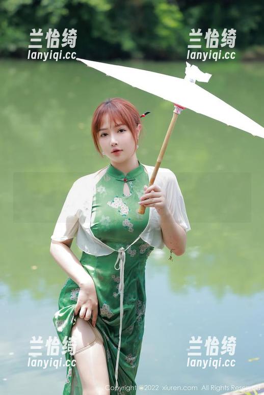 Xiuren秀人网 - 图册探险：葛征的睡衣原图，谁害怕冬天？我只想在床上打滚！