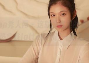 Xiuren秀人网 – 这就是裸足的奥秘，趁热拿铁latte的私拍一览无遗