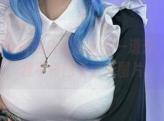 miko酱ww的白丝就像是一道光，没忍住，我不停回看这张图片。