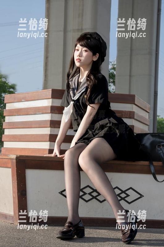 不呆猫 下载不呆猫的“巫女”写真,一边看一边想,啥时候才能变成巫女呢?