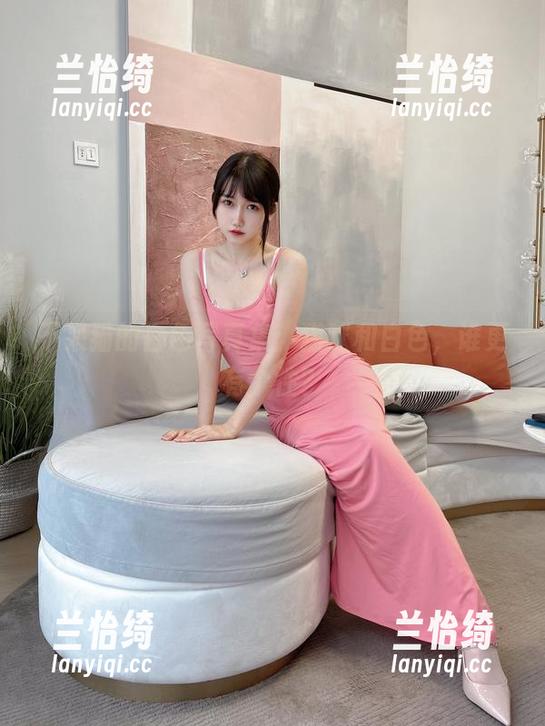 不呆猫的白色写真集：猫咪和白色，谁更有个性？
