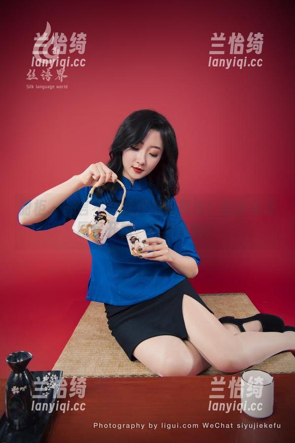 丽柜 - 一言不合就双生花旗袍！甜甜私房图包开箱，真有你的！