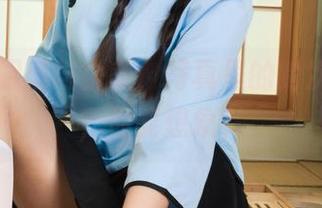 丽柜 – 眼镜与由美，写真里的跨次元碰撞，你能想象？