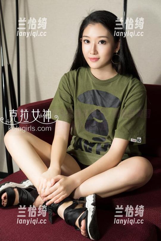 克拉女神 - 双马尾别有洞天！雅楠这美图图包让人小鹿乱撞。