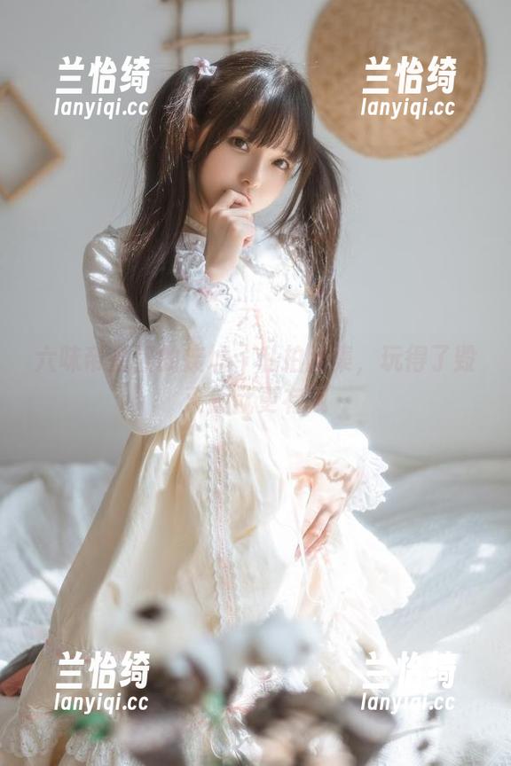 六味帝皇酱的废墟：私拍图集，玩得了毁灭感就更有戏