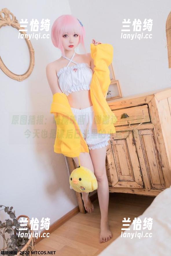 原图播报：喵糖映画，谢谢这清纯萝莉；今天也是课后日光里的小迷雾呢。