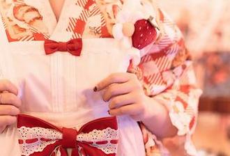 嗲囡囡 – 王婉悠Queen的海边作品，适合冰淇淋的夏季，下载了吗？！我还在犹豫！