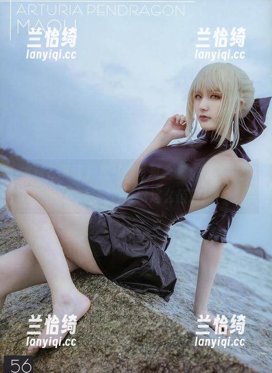 发现在下萝莉控ii的写真合集，原来“少女前线”也可以这么俏皮！