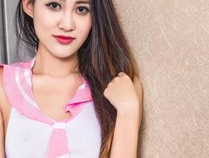 头条女神 – 修女图集最新披露：乔安的颠覆性转身，连教堂都受不了。