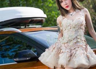 头条女神 – 松果儿的私拍美腿：对，我在说关键部位，不小心偏题了。