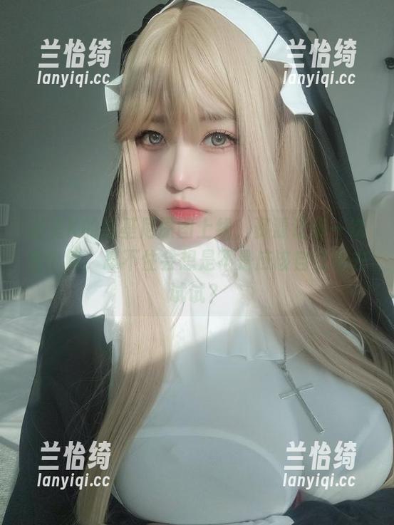 女主K的比基尼原图上线，资源让你一次看个够，忍不住会想是不是应该自己也去试试？