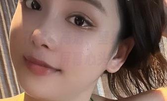 微密圈 – 花裙、高清、壁纸，奶雯不愧为我的“屏幕心头好”！