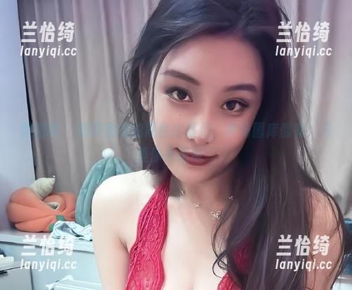 微密圈 - 奶雯和她的黑色比基尼，神马图库都有，只差你来逛逛！