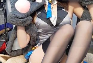 原图直击：小女巫露娜的镭射紫，这颜色真的是让我不自觉想去碰一碰？