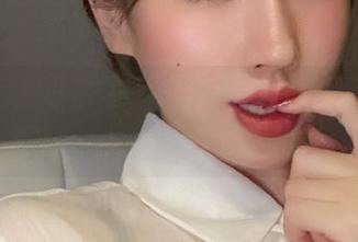 微密圈 – 小芯酱海边合集，清新到我都觉得海水染上了她的气息