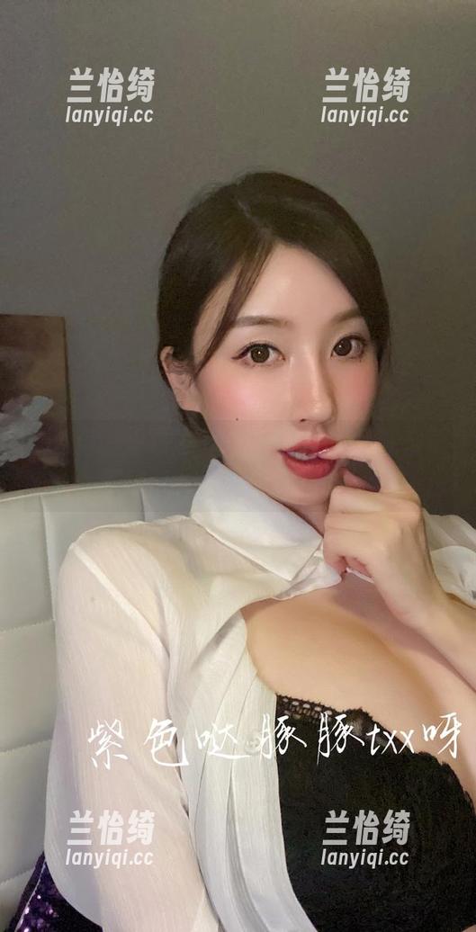 微密圈 - 小芯酱海边合集，清新到我都觉得海水染上了她的气息