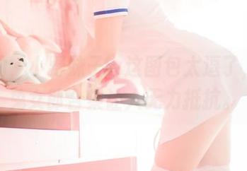 说真的，小野妹子w这图包太逗了，蕾姆兔女郎合集让人无力抵抗。