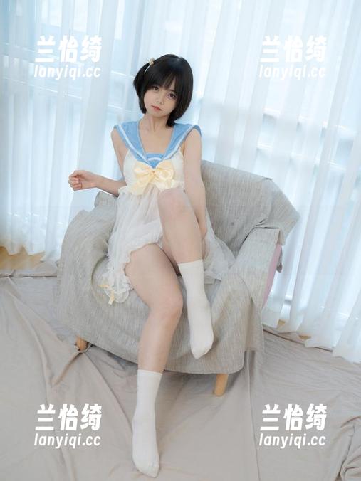 少女秩序 - 哎呦，小满居家图集精选，谁说宅着没新意？