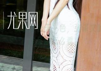 尤果网 – 秋水共长天一色，张译文的泳池作品你怎么看