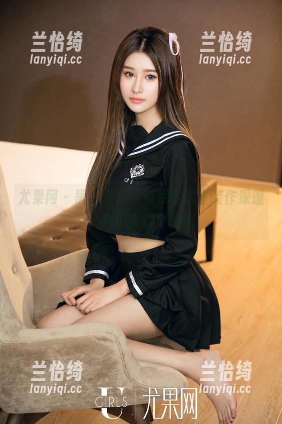 尤果网 - 黑白写真，莉恩在这里装作深邃，我们来瞥个眼吧