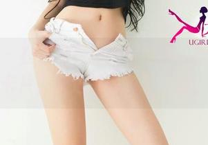 尤果网 – 在线写真里的黛蓓琪，瑜伽这一卡片，永远都想多看一眼。
