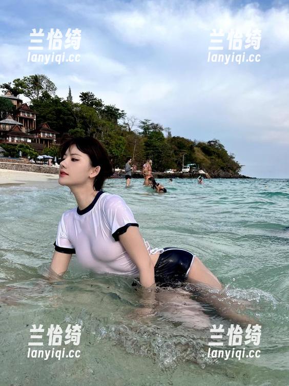微密圈 - 写真里的就是阿朱啊：夏天，别跟我提红色