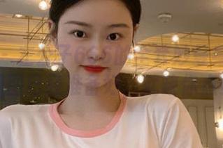 微密圈 – 左公子666的全套妙曼身姿图包——组图已经准备好，就缺你点赞了！