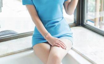 推女郎 – 套装里的娜露，照片里的我，心里想的都是：我为什么还没穿