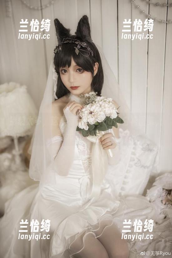 无筝ryou 别想太多,这里有无筝ryou的白裙图集,圣光?没听过。