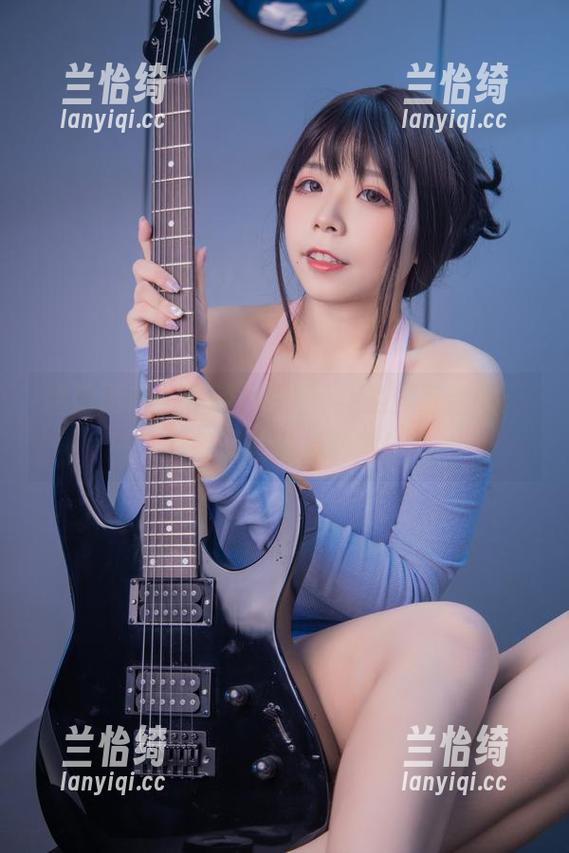超清画质！无颜小天使wy的邻家老婆：看完就想借点调料！