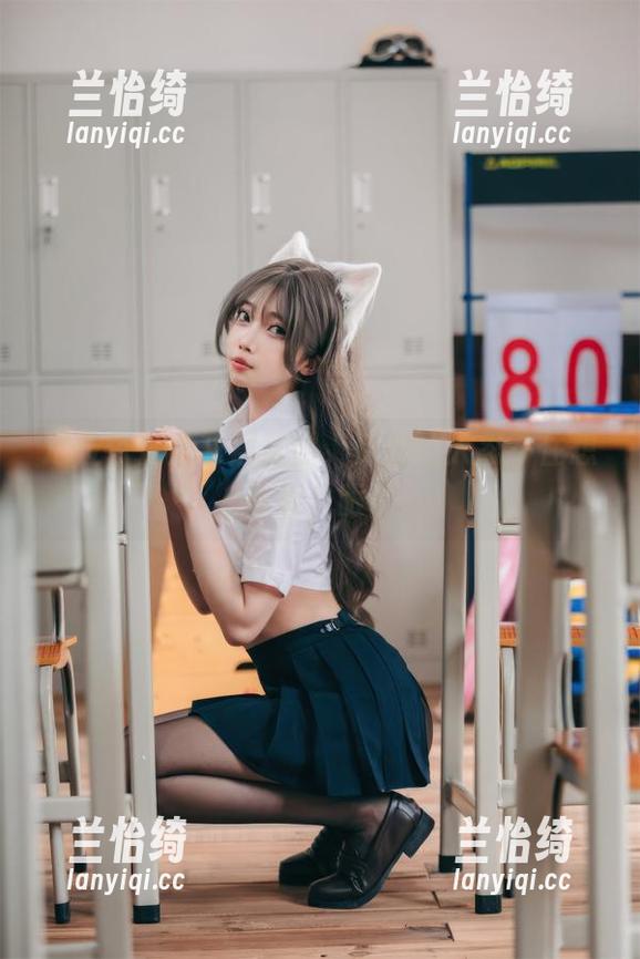 这位杏仁曲奇居家照，真是让人忍不住想多看几眼！