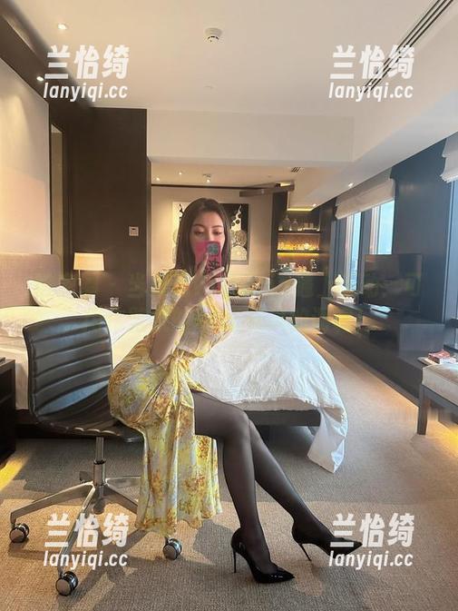 果儿Victoria 微密圈 - 当果儿Victoria遇上运动:可用作壁纸的né运动风的调调!