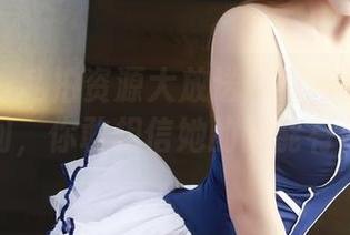 果团网 – 私拍资源大放送！莫雅淇穿牛仔裤的瞬间，你敢相信她的腿能有多超模？