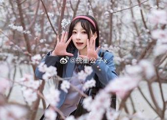 有了桃墨公子内衣，免费下载，一件就能让你在“我这个人听说过”变得稍微特别。
