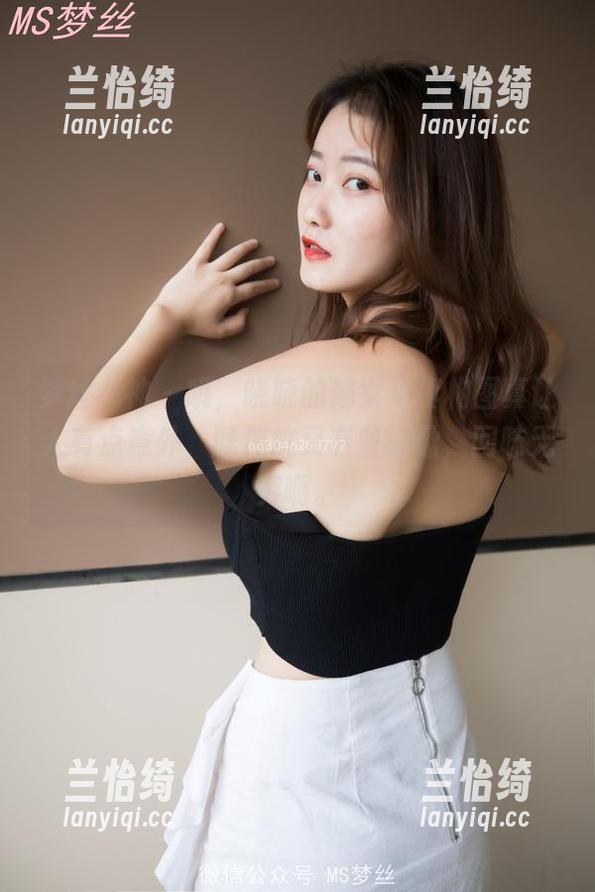 梦丝女神-晓晓 梦丝女神 - 哦,晓晓的修女写真构图真让人有点意外,既传统又有些轻盈,回味无穷啊。